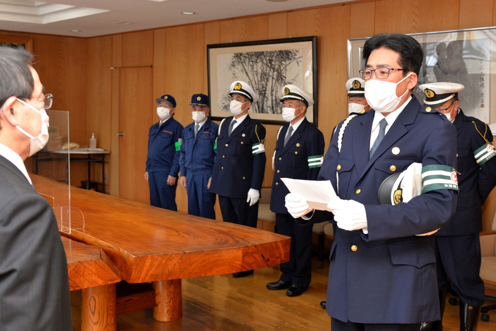 決意のことばを述べる渡部さん